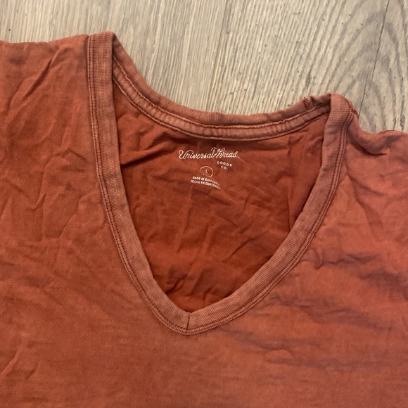 universal threads super soft Tee - Picture 2 of 2